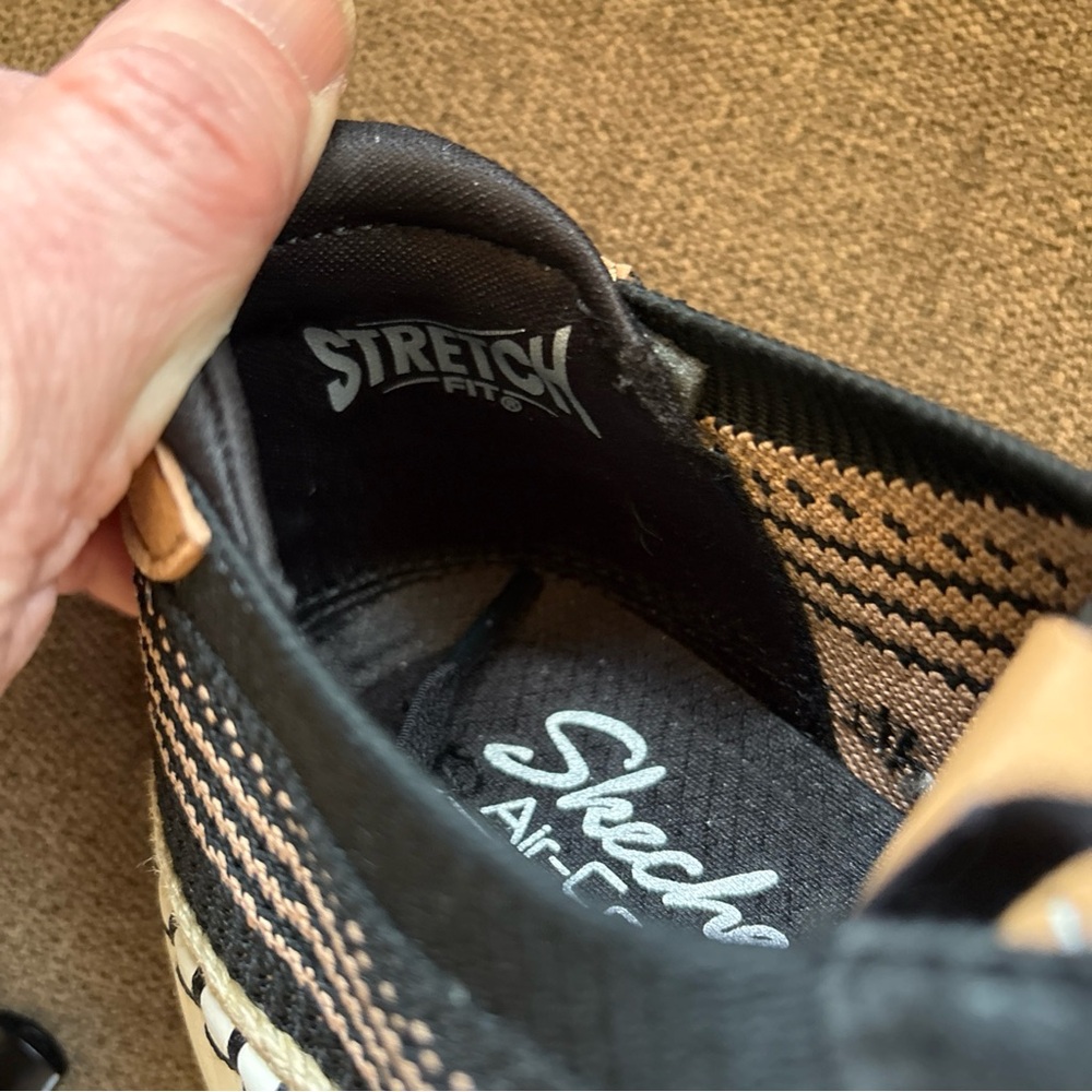 Skechers Women's Wilshire Blvd Lace-Up Sneaker Bellevue Black  Size 9.5 - Picture 9 of 9